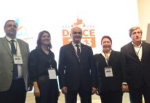 Prof. Dr. UĞUR ÖZGÖKER 1. DÜZCE İKTİSAT VE KALKINMA KONGRESİ’NDE MODERATÖRLÜK YAPTI