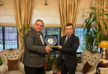 Prof. Dr. C. Uğur Özgöker AB ERASMUS+ Projesi kapsamında Yunanistan’ın Kozani şehrindeki Western Macedonia Üniversitesi ve TC Selanik Başkonsolosu Sayın Efe Ceylan’ı ziyaret ederek akademik işbirliği konularını görüştü. Arel Üniversitesi hakkında bilgi verdi